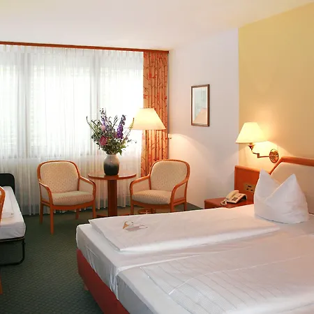 Avia Hotell 4*