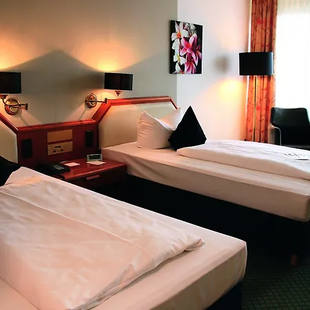 Avia Hotell 4*