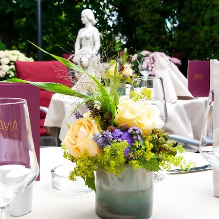 Avia 4* レーゲンスブルク