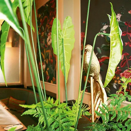 Avia 4* レーゲンスブルク