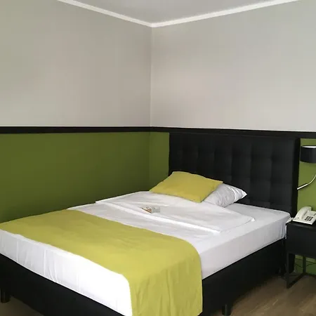 Avia Hotell 4*