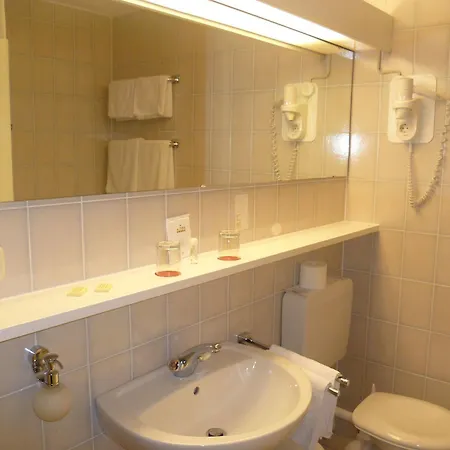 Avia 4* Ratisbonne